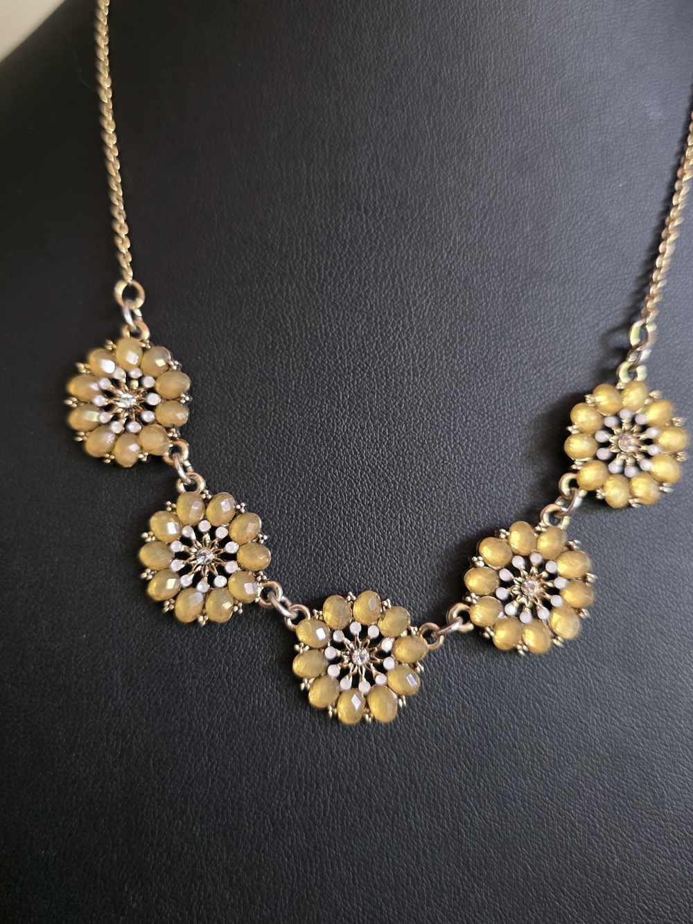 Yellow Floral Statement Necklace Warm · Sunny · Delicate · Charming · Feminine